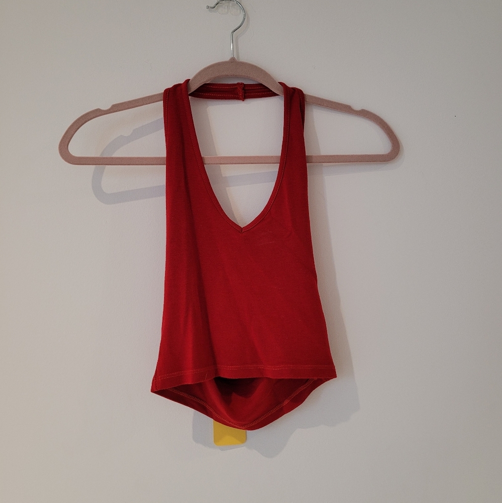 Red halter